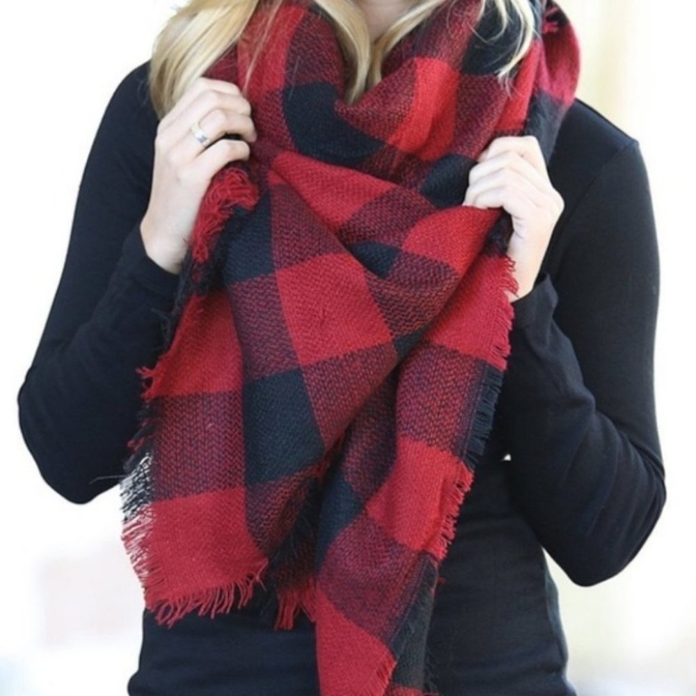 Checkered Plaid scarf black & red - Picture 7 of 13
